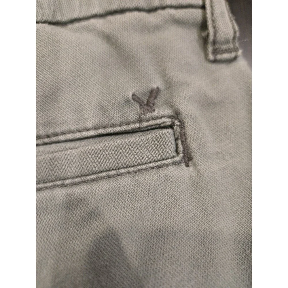 American Eagle Women's 00 twill shorts casual raw frayed hem Boyfriend Stretch